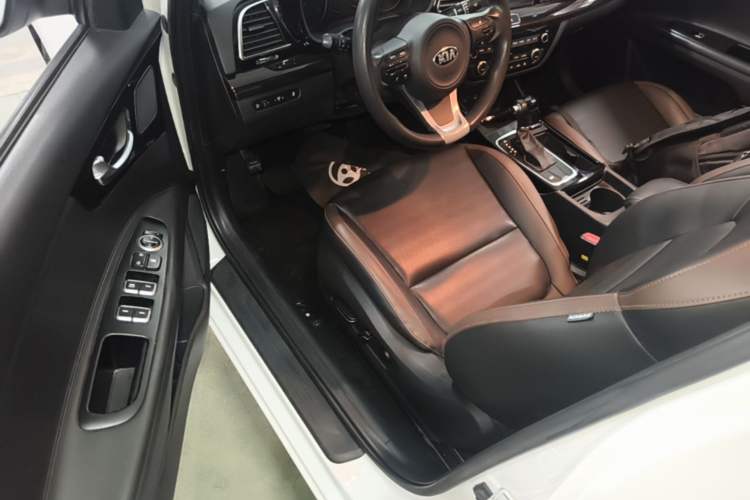 Used Kia K3 (Kai Shen) 2017 1.8L Automatic GLS Driver Seat