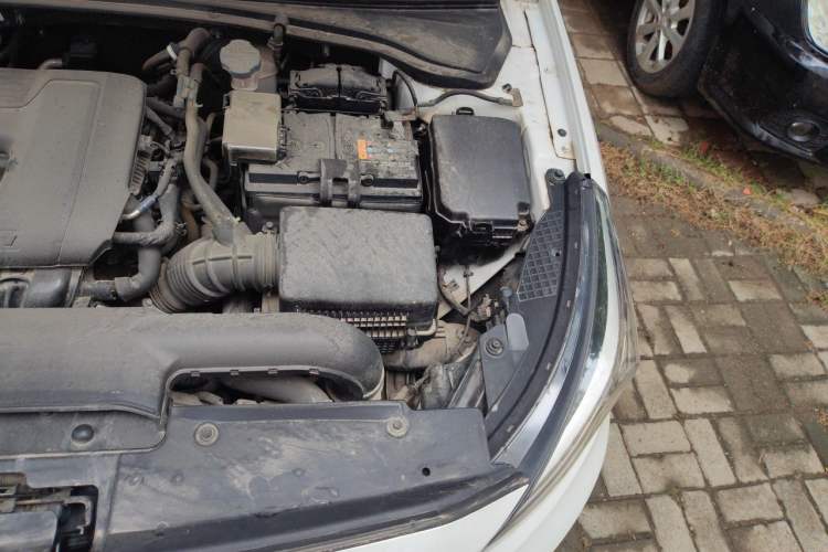 Used Kia K3 (Kai Shen) 2017 1.8L Automatic GLS Engine Bay Left