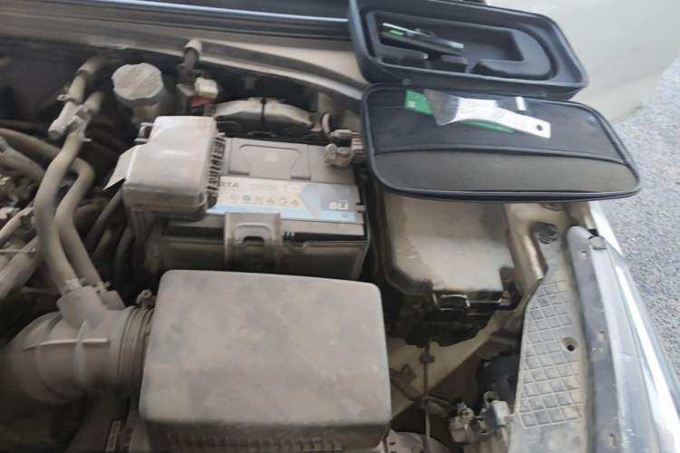 Used Kia K3 (Kai Shen) 2017 1.8L Automatic GLS Engine Bay Left