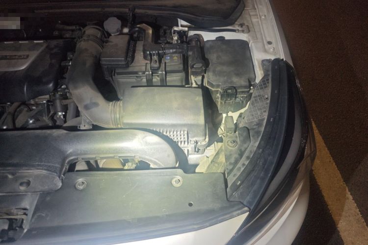 Used Kia K3 (Kai Shen) 2017 1.6T Automatic GLS Engine Bay Left