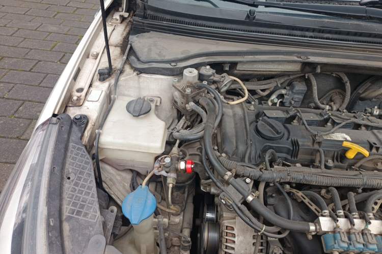 Used Kia K3 (Kai Shen) 2017 1.8L Automatic GLS Engine Bay Right
