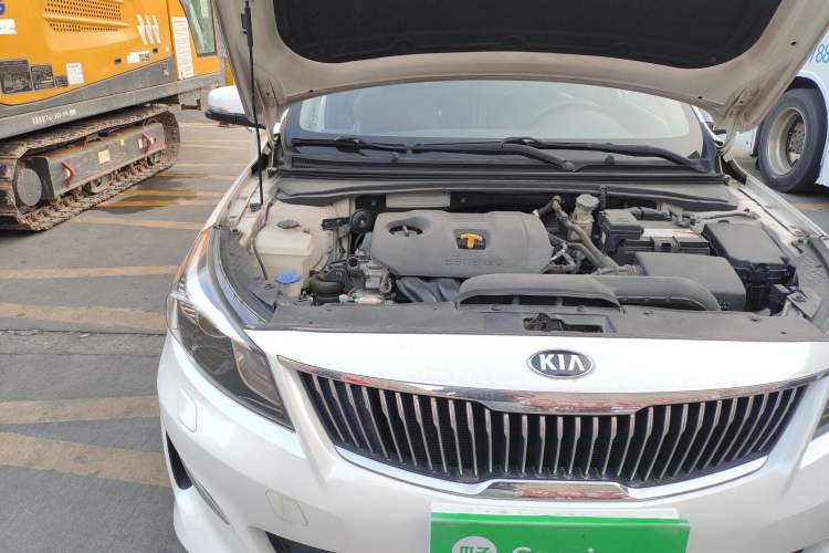 Used Kia K3 (Kai Shen) 2017 1.8L Automatic DLX Engine Bay Right