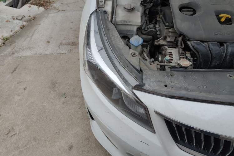 Used Kia K3 (Kai Shen) 2017 1.8L Automatic GLS Engine Bay Right