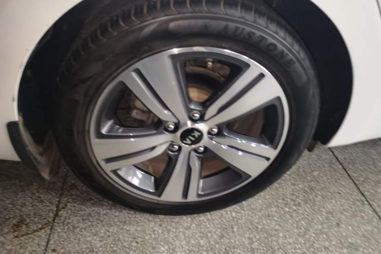 Used Kia K3 (Kai Shen) 2017 1.8L Automatic GLS Exterior 3