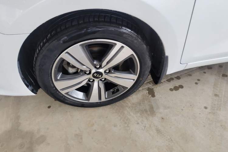 Used Kia K3 (Kai Shen) 2017 1.8L Automatic GLS Exterior 4