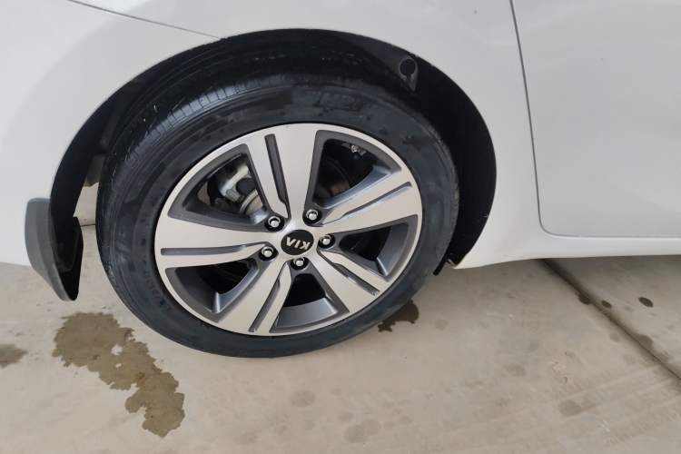 Used Kia K3 (Kai Shen) 2017 1.8L Automatic GLS Exterior 5