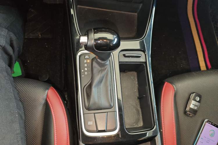 Used Kia K3 (Kai Shen) 2017 1.6T Automatic GLS Gear Lever