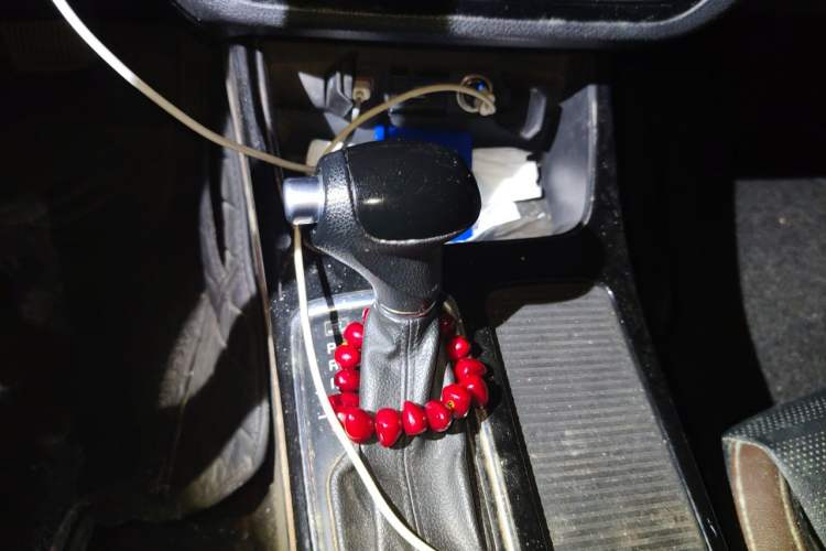 Used Kia K3 (Kai Shen) 2017 1.8L Automatic GLS Gear Lever