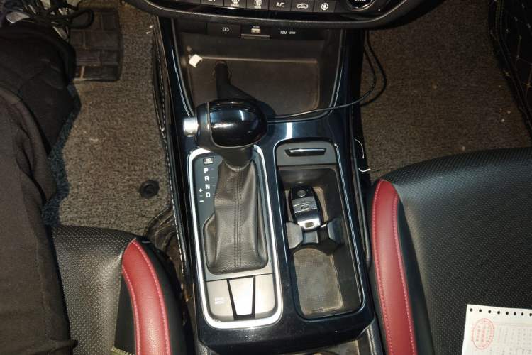 Used Kia K3 (Kai Shen) 2017 1.6T Automatic GLS Gear Lever