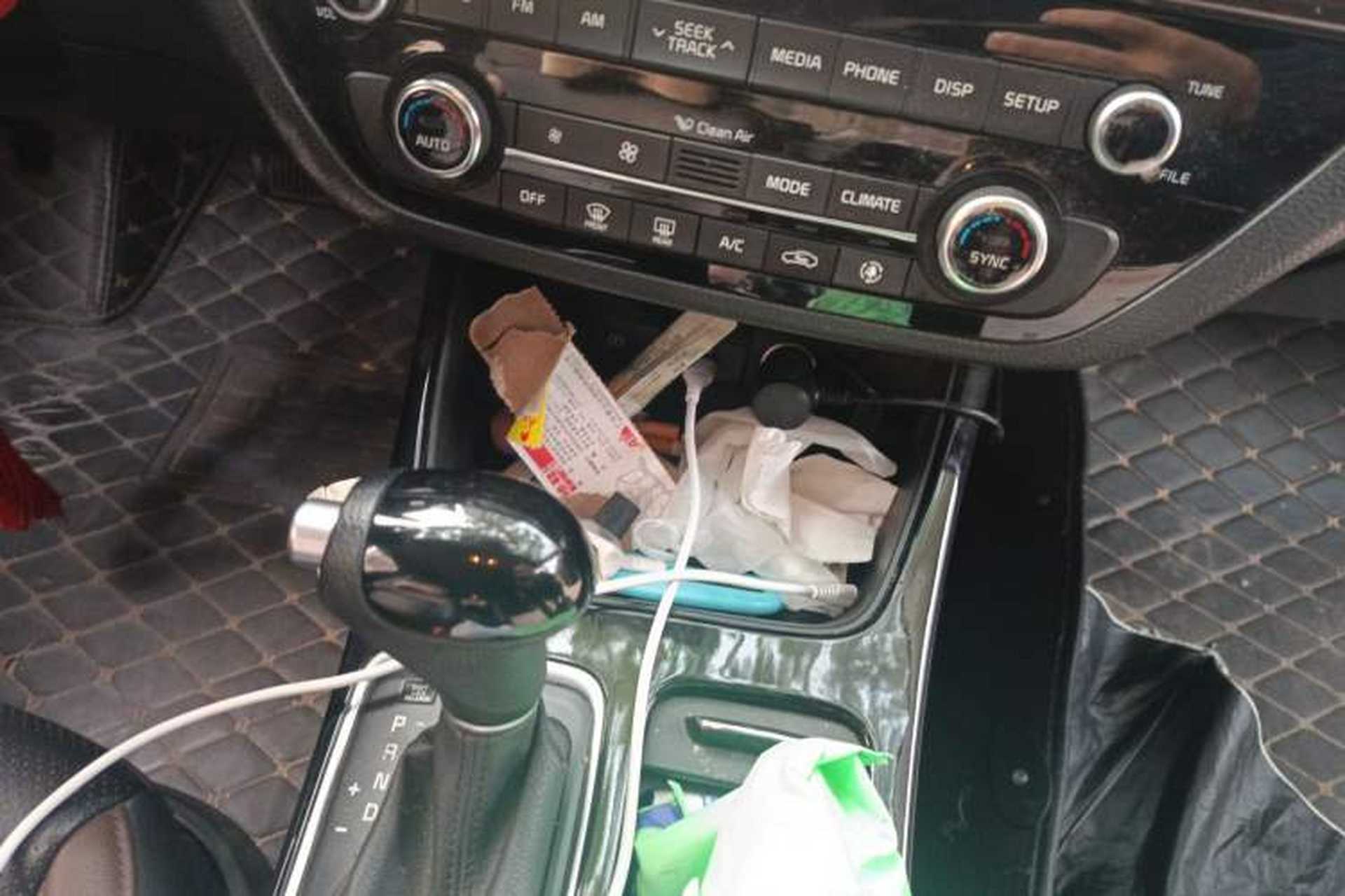 Used Kia K3 (Kai Shen) 2017 1.8L Automatic GLS Gear Lever