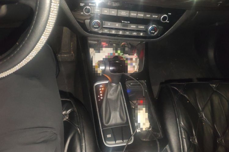 Used Kia K3 (Kai Shen) 2017 1.6T Automatic GLS Gear Lever