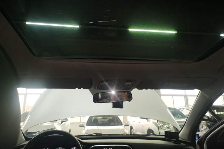 Used Kia K3 (Kai Shen) 2017 1.8L Automatic GLS Headliner