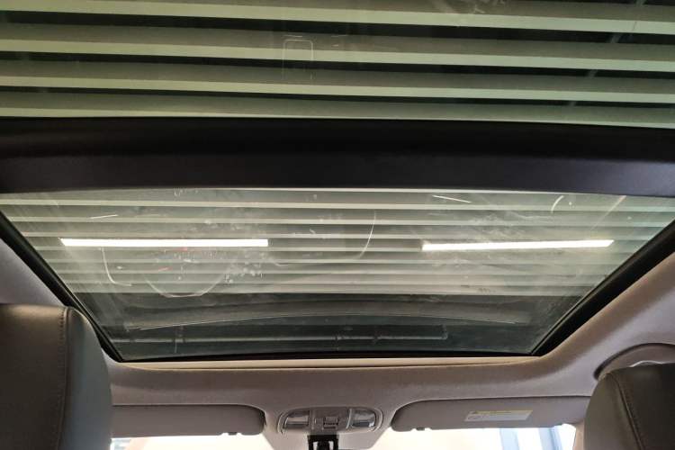 Used Kia K3 (Kai Shen) 2017 1.8L Automatic GLS Headliner