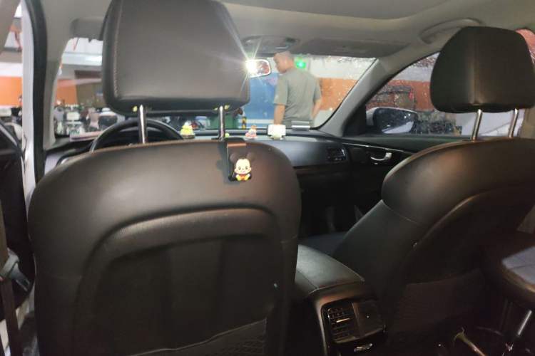 Used Kia K3 (Kai Shen) 2017 1.8L Automatic GLS Headliner