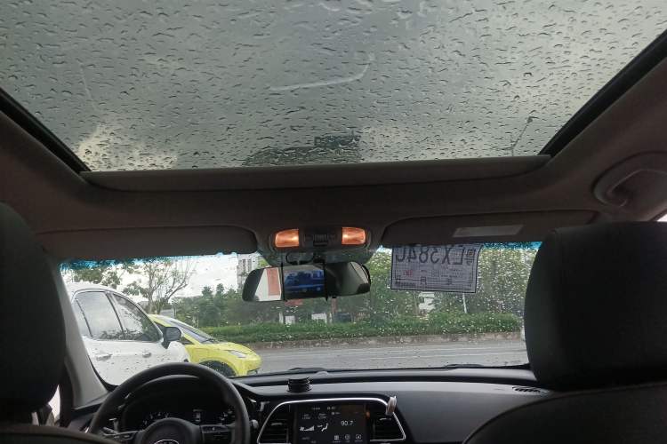 Used Kia K3 (Kai Shen) 2017 1.8L Automatic GLS Headliner