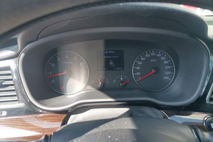Used Kia K3 (Kai Shen) 2017 1.8L Automatic GLS Instrument Cluster