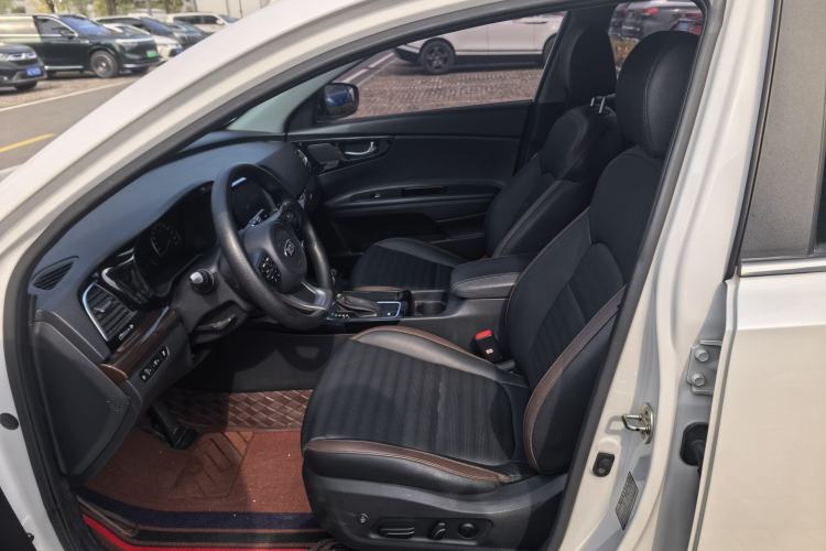 Used Kia K3 (Kai Shen) 2017 1.8L Automatic GLS Interior 1