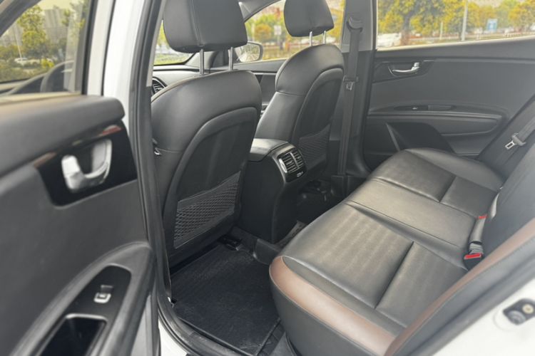 Used Kia K3 (Kai Shen) 2017 1.8L Automatic GLS Interior 2