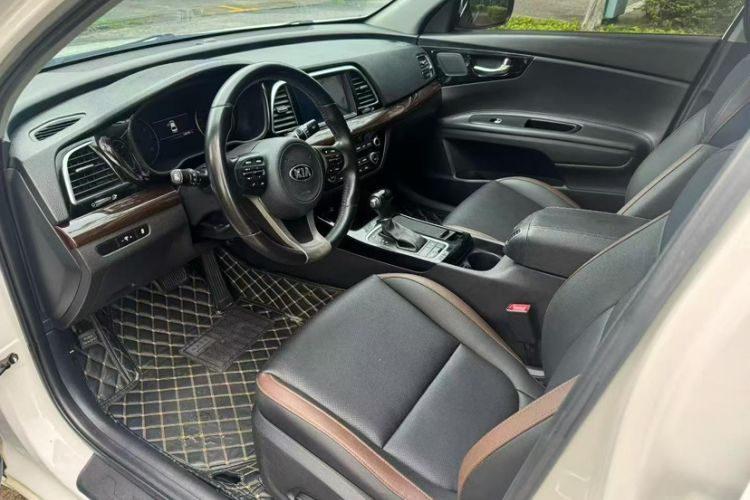 Used Kia K3 (Kai Shen) 2017 1.8L Automatic DLX Interior 2