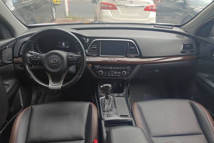 Used Kia K3 (Kai Shen) 2017 1.8L Automatic DLX Interior 3