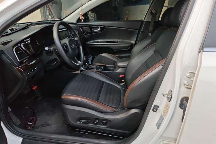 Used Kia K3 (Kai Shen) 2017 1.8L Automatic GLS Left Front Seat