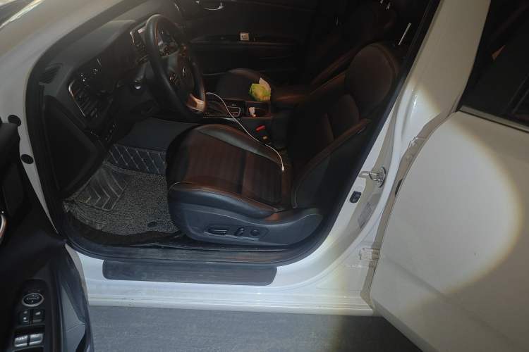 Used Kia K3 (Kai Shen) 2017 1.8L Automatic GLS Left Front Seat