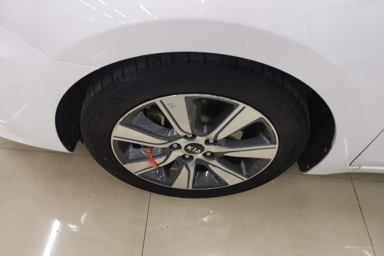 Used Kia K3 (Kai Shen) 2017 1.6T Automatic GLS Left Front Wheel Hub