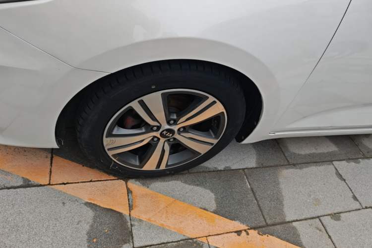Used Kia K3 (Kai Shen) 2017 1.8L Automatic GLS Left Front Wheel Hub