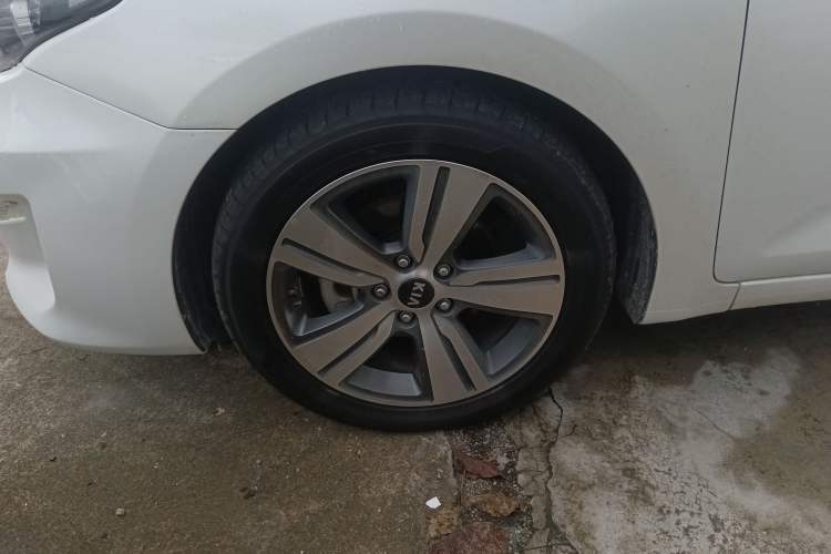 Used Kia K3 (Kai Shen) 2017 1.8L Automatic GLS Left Front Wheel Hub