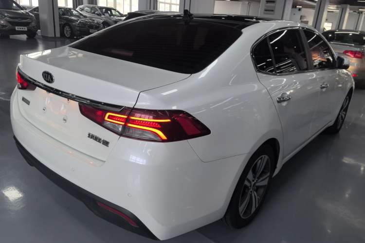 Used Kia K3 (Kai Shen) 2017 1.8L Automatic GLS Rear Right 45 Deg