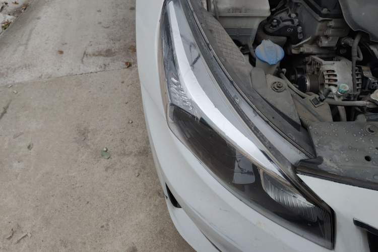 Used Kia K3 (Kai Shen) 2017 1.8L Automatic GLS Right Front Headlight