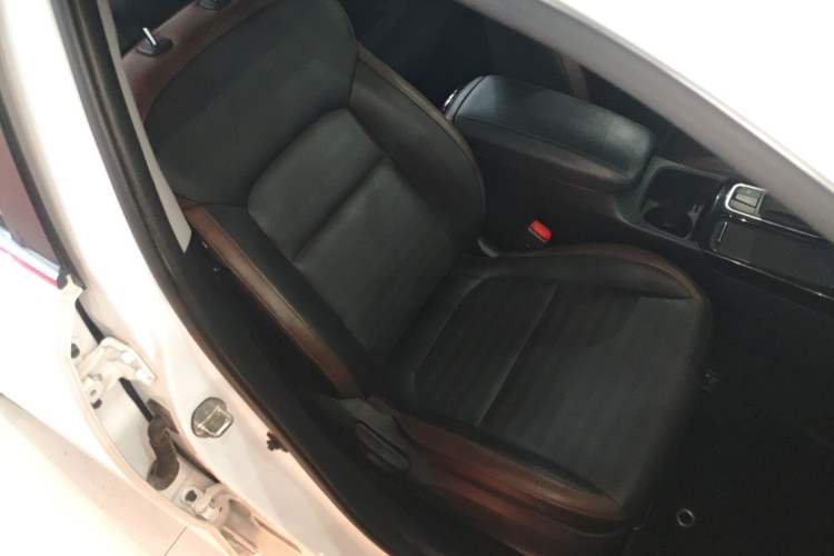 Used Kia K3 (Kai Shen) 2017 1.8L Automatic GLS Right Front Seat
