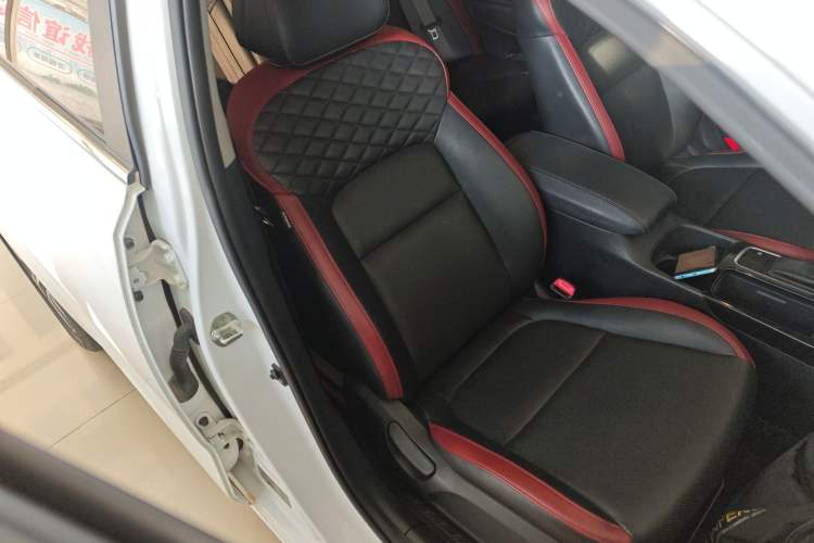Used Kia K3 (Kai Shen) 2017 1.6T Automatic GLS Right Front Seat