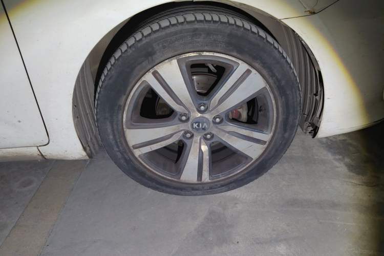 Used Kia K3 (Kai Shen) 2017 1.8L Automatic GLS Right Front Wheel Hub