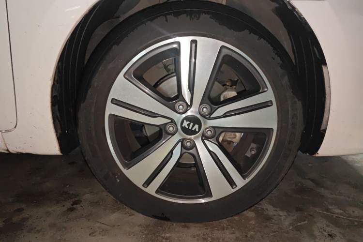 Used Kia K3 (Kai Shen) 2017 1.8L Automatic GLS Right Front Wheel Hub