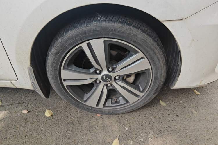 Used Kia K3 (Kai Shen) 2017 1.8L Automatic GLS Right Front Wheel Hub