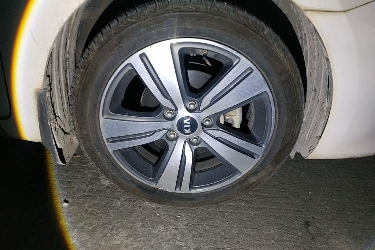 Used Kia K3 (Kai Shen) 2017 1.8L Automatic GLS Right Front Wheel Hub