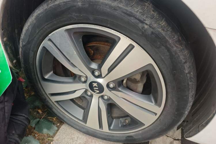 Used Kia K3 (Kai Shen) 2017 1.8L Automatic GLS Right Front Wheel Hub