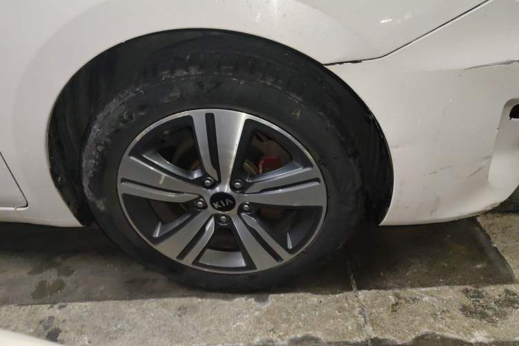 Used Kia K3 (Kai Shen) 2017 1.8L Automatic GLS Right Front Wheel Hub