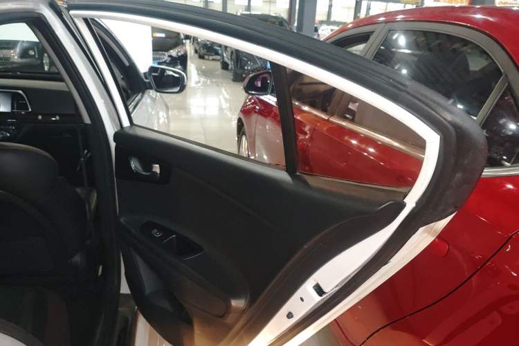 Used Kia K3 (Kai Shen) 2017 1.8L Automatic GLS Right Rear Door Interior