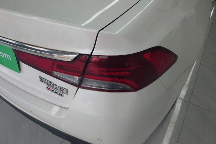 Used Kia K3 (Kai Shen) 2017 1.6T Automatic GLS Right Rear Taillight
