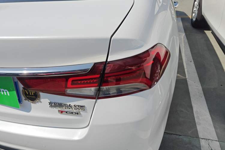 Used Kia K3 (Kai Shen) 2017 1.6T Automatic GLS Right Rear Taillight