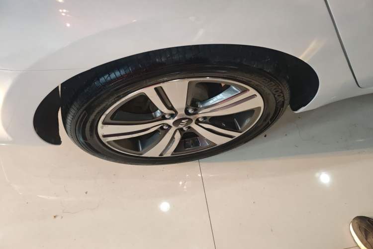 Used Kia K3 (Kai Shen) 2017 1.8L Automatic GLS Right Rear Wheel Hub