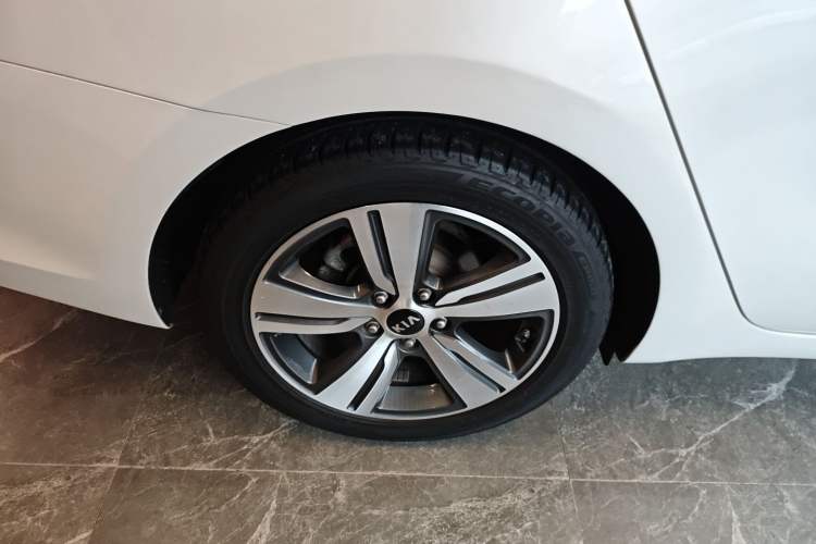 Used Kia K3 (Kai Shen) 2017 1.8L Automatic GLS Right Rear Wheel Hub
