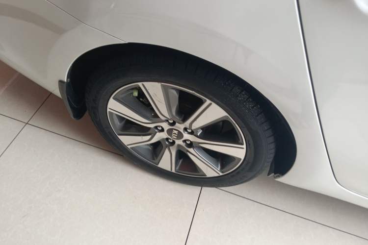Used Kia K3 (Kai Shen) 2017 1.6T Automatic GLS Right Rear Wheel Hub