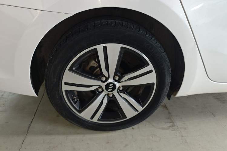 Used Kia K3 (Kai Shen) 2017 1.8L Automatic GLS Right Rear Wheel Hub