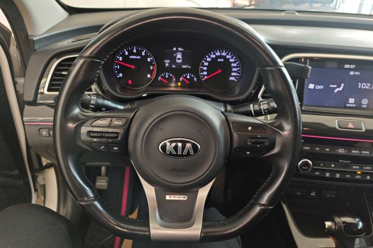 Used Kia K3 (Kai Shen) 2017 1.6T Automatic GLS Steering Wheel