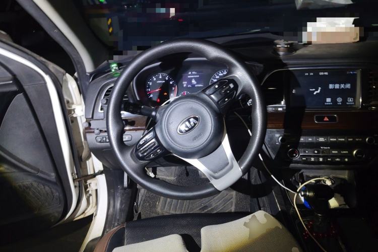 Used Kia K3 (Kai Shen) 2017 1.8L Automatic GLS Steering Wheel