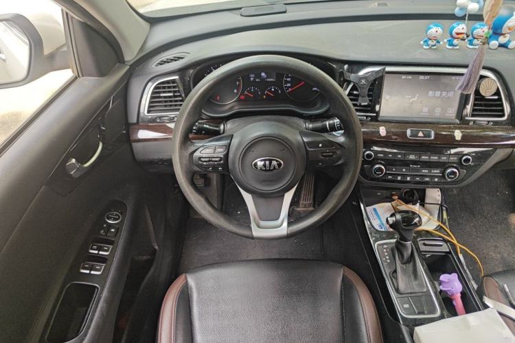 Used Kia K3 (Kai Shen) 2017 1.8L Automatic GLS Steering Wheel