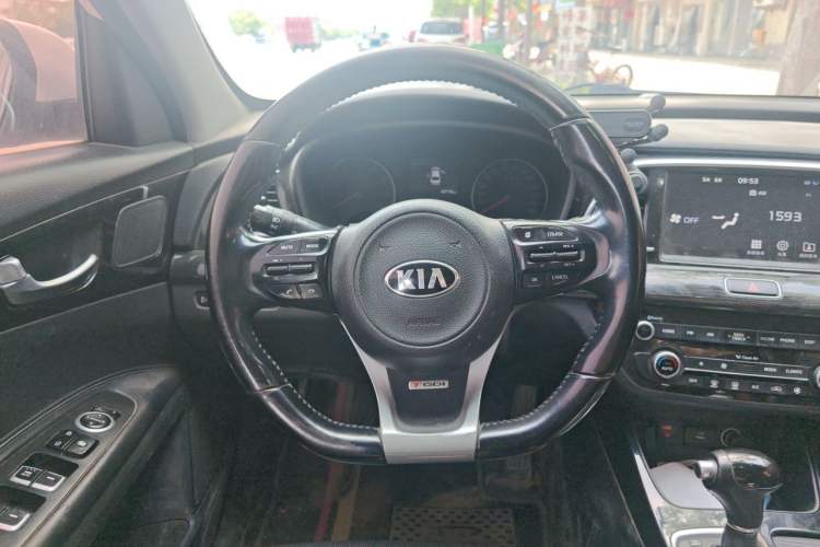 Used Kia K3 (Kai Shen) 2017 1.6T Automatic GLS Steering Wheel